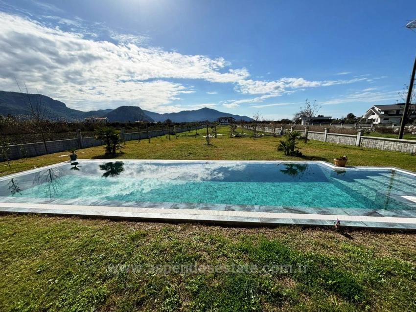3+1 Villa Zum Verkauf Auf Einem 5000 M² Großen Grundstück In Dalyan