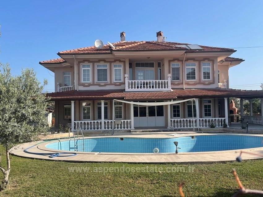 4+1 Villa Zum Verkauf Auf Einem 1000 M² Großen Grundstück In Dalyan