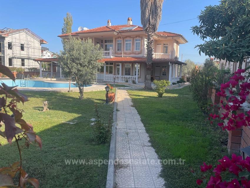 4+1 Villa Zum Verkauf Auf Einem 1000 M² Großen Grundstück In Dalyan