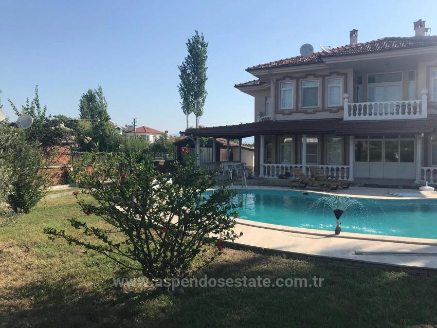 4+1 Villa Zum Verkauf Auf Einem 1000 M² Großen Grundstück In Dalyan