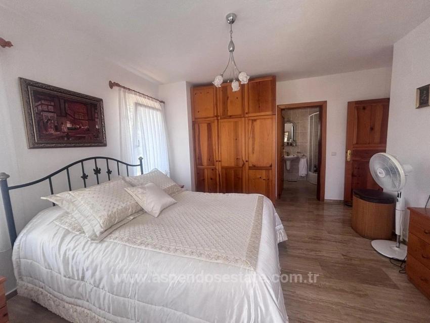 848 M² Große Villa Mit 3+1 Bädern In Dalyan Mit Blick Auf Die Königsgräber Zu Verkaufen