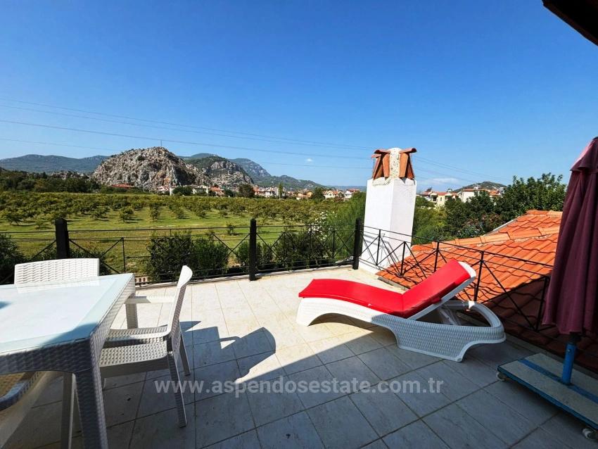 Villa Zum Verkauf Auf Einem 600 M² Großen Grundstück In Dalyan Arıkbaşı