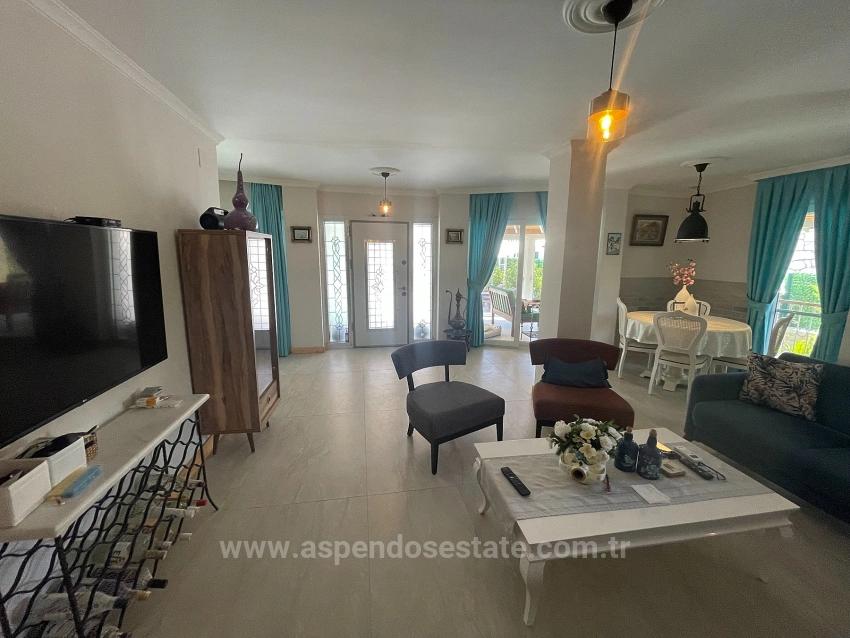 4+1 Villa Zum Verkauf Auf Einem 720 M² Großen Grundstück In Dalyan Gülpınar