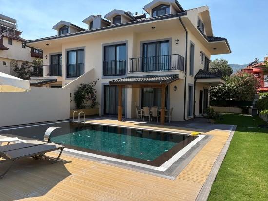 4+1 Villa Zum Verkauf In Gülpınar, Dalyan