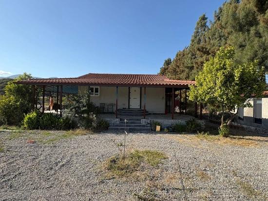 19.663 M² Ackerland Und Haus In Eskiköy