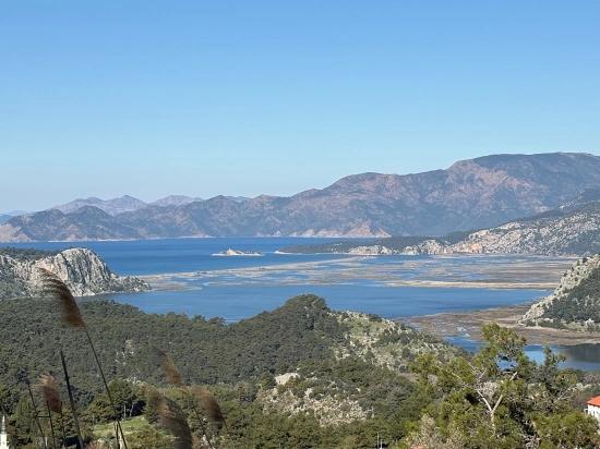 1000 M² Großes Grundstück Mit Meerblick Im Wohngebiet Gökbel Village Zu Verkaufen