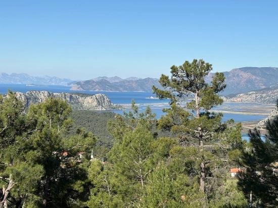 1000 M² Großes Grundstück Mit Meerblick Im Wohngebiet Gökbel Village Zu Verkaufen