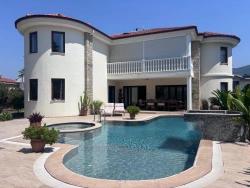 5+1 Villa Zum Verkauf Auf Einem 980 M² Großen Grundstück An Der Ecke In Dalyan Maraş