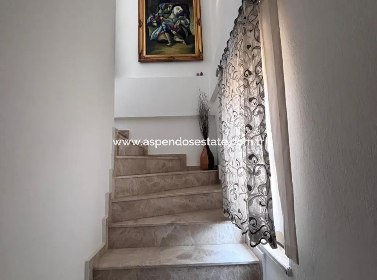 5 1 Villa Zum Verkauf In Dalyan Maraş Für 980M2 Grundstück An Der Ecke