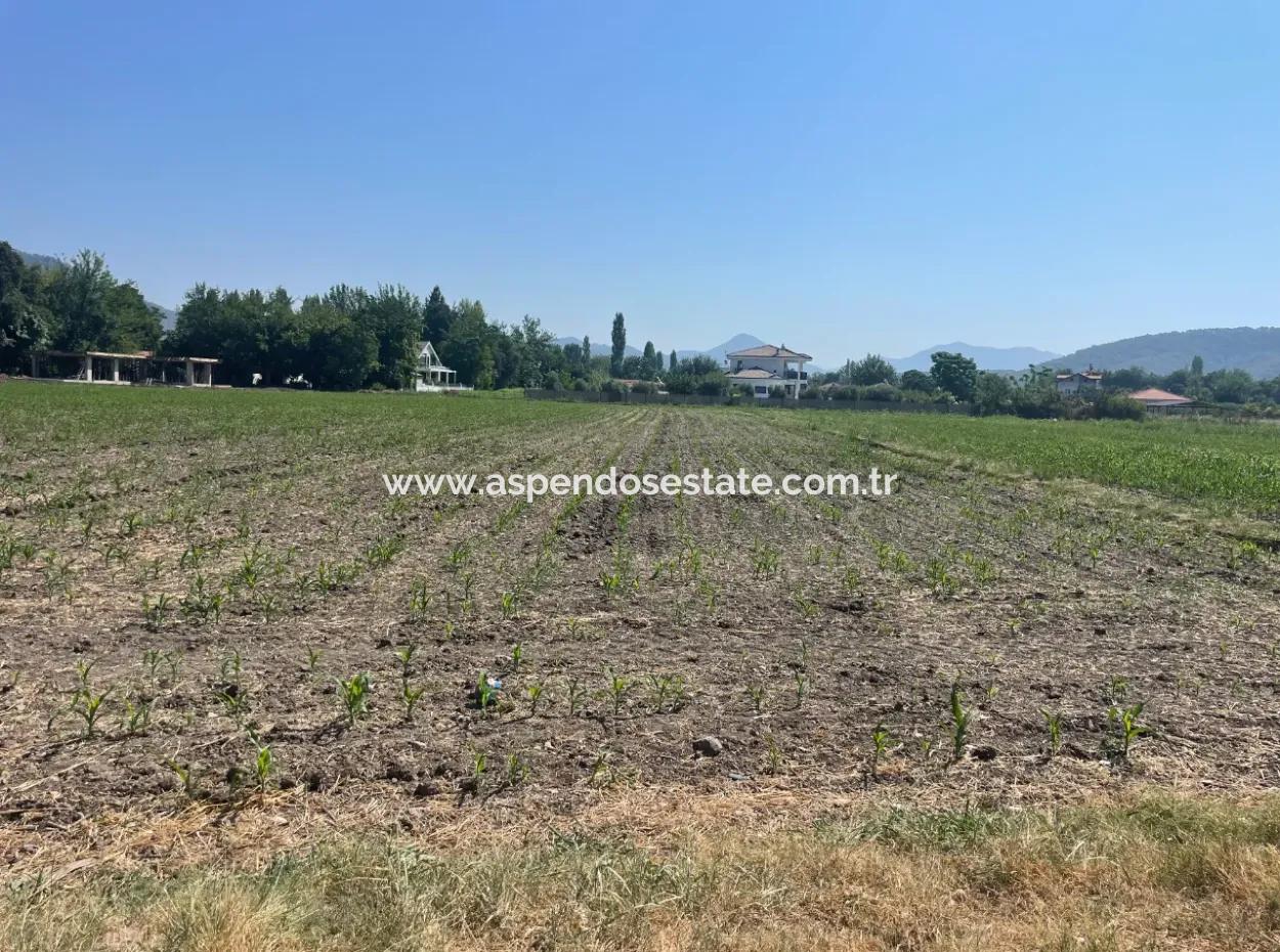 Grundstück Zum Verkauf Von 2715M2 Im Bebauten Gebiet Des Dorfes In Okçular