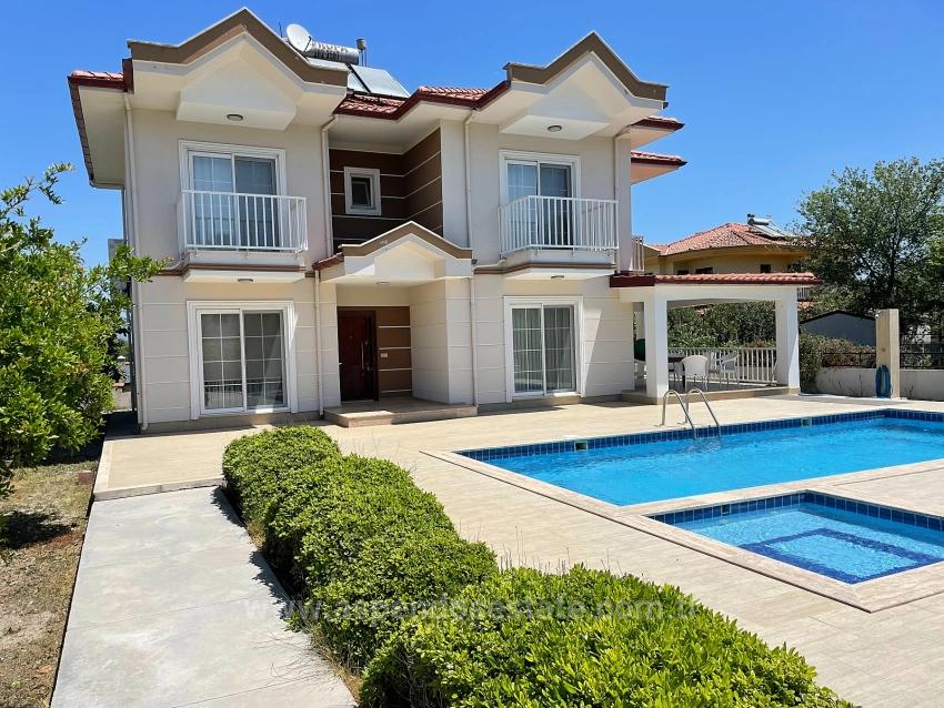 4+1 Villa For Sale On A 579M2 Plot In Dalyan Gülpınar