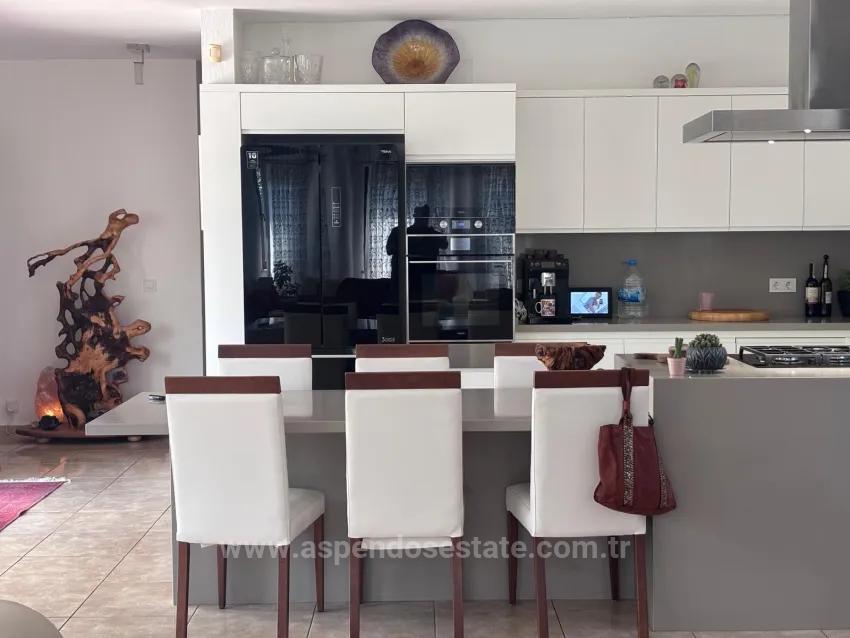 Corner Plot Of 980M2 With 5+1 Rooms For Sale In Dalyan, Maraş.