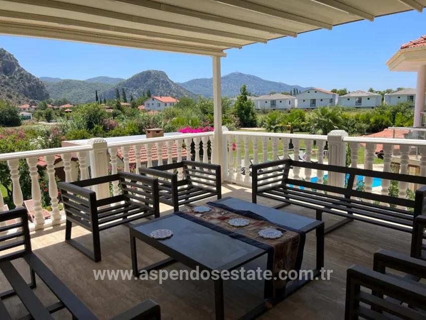 Dalyan In Arıkbaşı 4+1 For Sale Villa