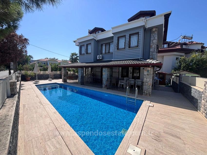 5+1 Villa For Sale On A 301M2 Plot In Dalyan