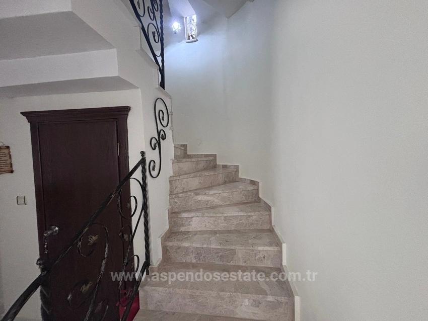 5+1 Villa For Sale On A 301M2 Plot In Dalyan