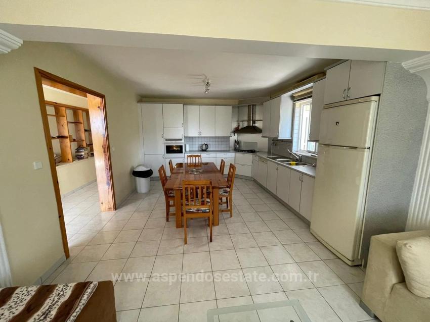 5+2 Villa For Sale In Çandır With Sea And Lake View