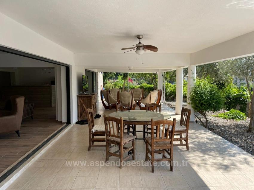 5+2 Villa For Sale In Çandır With Sea And Lake View