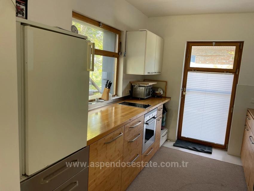 Detached Single-Story House For Sale On A 2882 M2 Plot In Eskiköy.