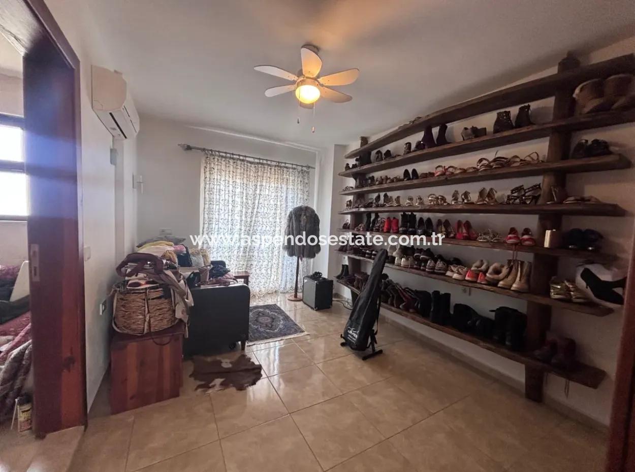 5 1 Villa For Sale In Dalyan Maraş For 980M2 Plot On The Corner