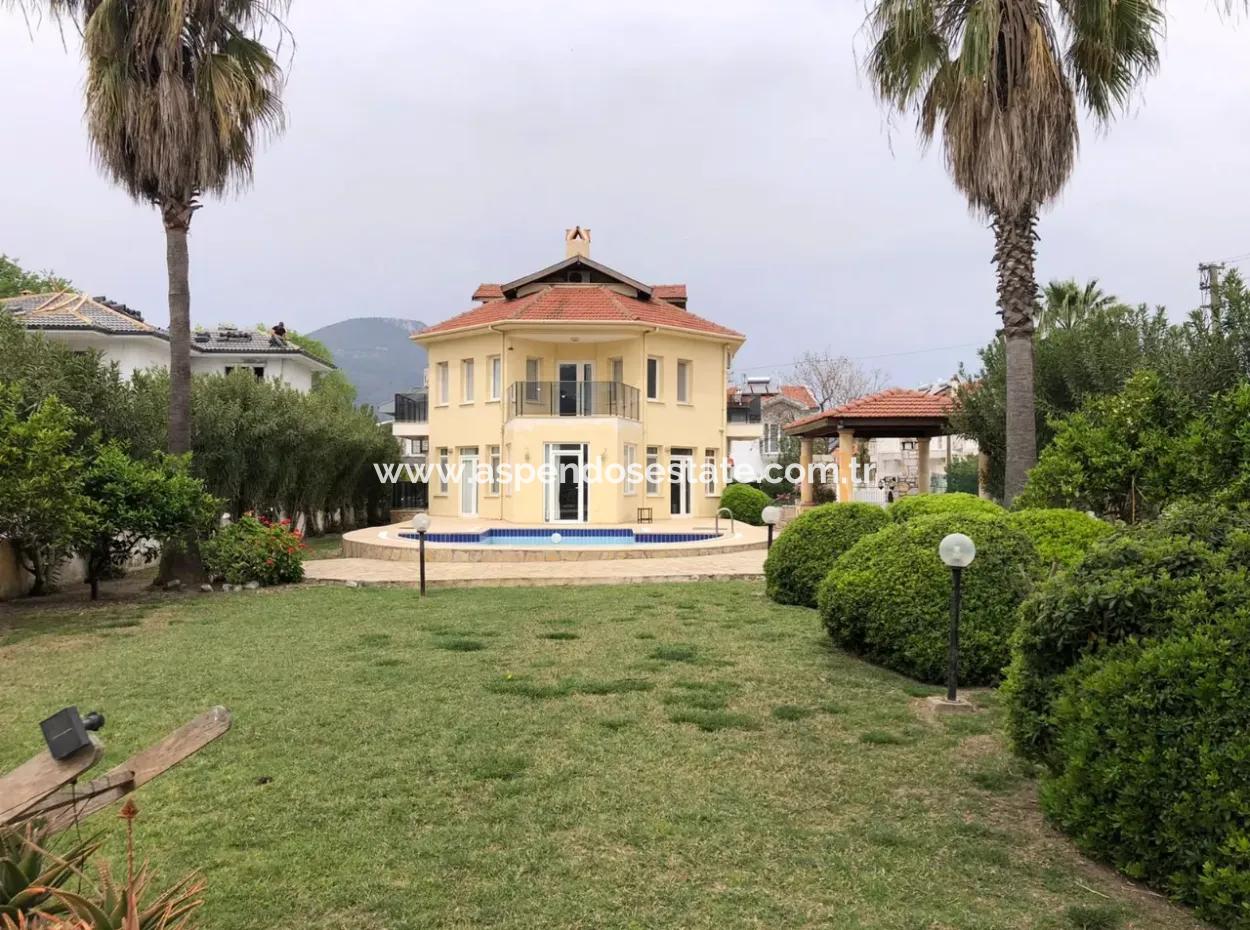 6 1 Villas For Sale In 1100 M2 Land In Dalyan Gülpinar