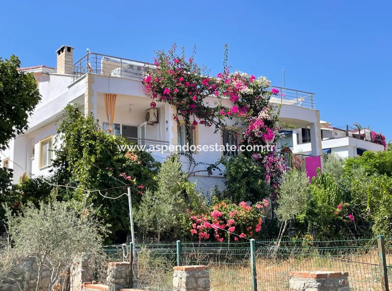 Apart Hotel For Sale In 448M2 Plot Of Land Near The Sea In Selimiyede With Sea View