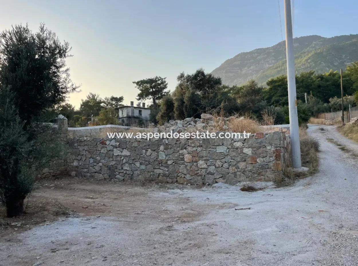 552M2 Land For Sale In Akyaka Kandillide With Sea View