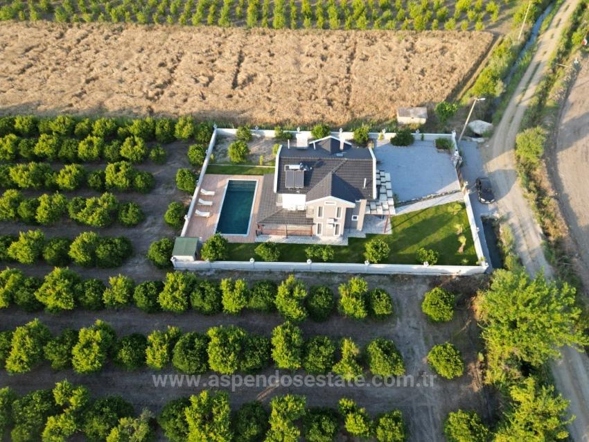 Вилла 4+1 На Продажу В Эскикёе, Расположенная На Участке Площадью 14 136 М2