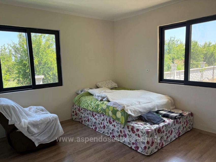 Отдельно Стоящий Деревянный Дом Площадью 120 М² На Участке Площадью 2500 М² В Районе Дальян Карадаг.