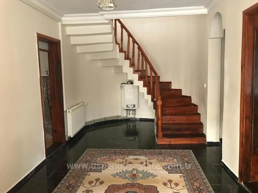 Продажа Виллы 4+1 На Участке 1000М2 В Дальяне