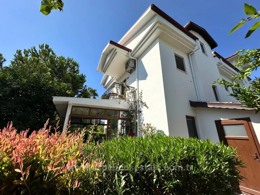 Вилла 3+1 На Продажу В Дальяне, Недалеко От Центра