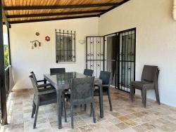 Угловой Участок, 600 М2, Вилла 3+1, Продается В Дальяне.