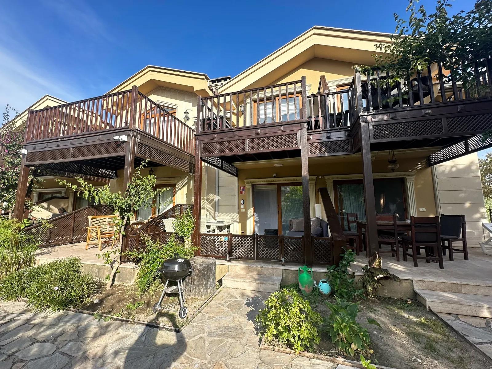 Dalyan'da Kanala Sıfır 4+1 Satılık Villa