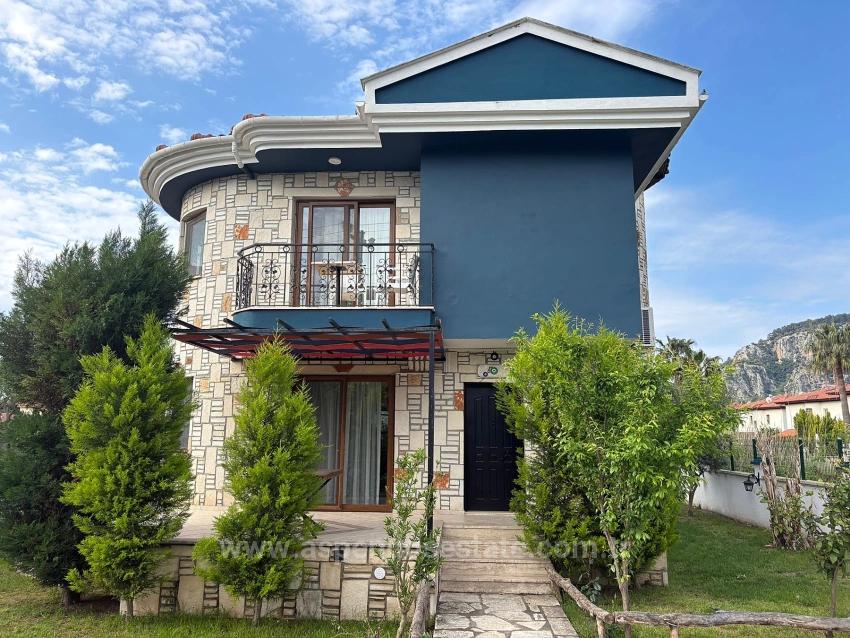 Dalyan Gülpınar'da 566M2 Arsa İçerisinde 3+1 Satılık Villa