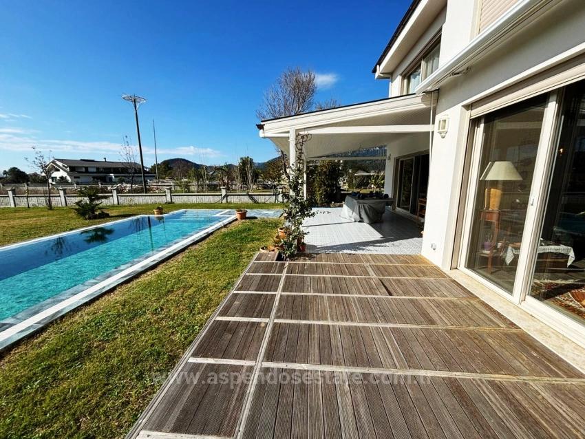 Dalyan'da 5000M2 Arsa İçinde 3+1 Satılık Villa