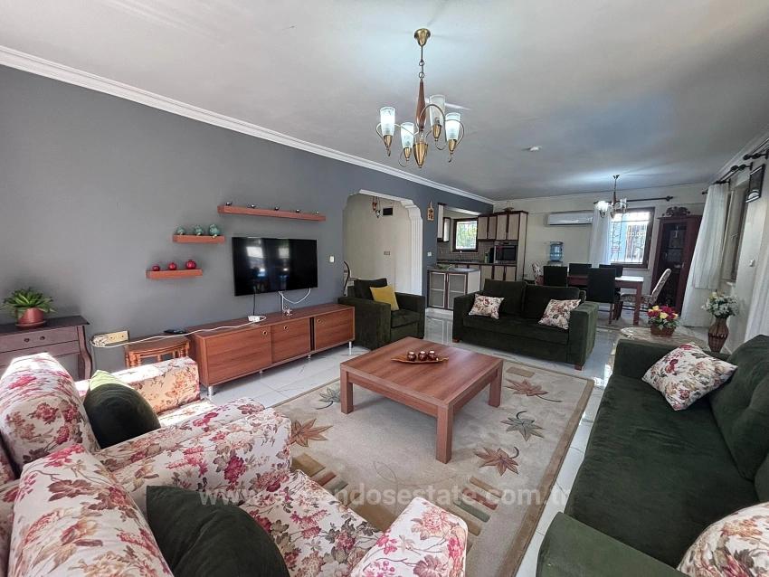 Dalyan'da 301M2 Arsa İçerisinde 5+1 Satılık Villa