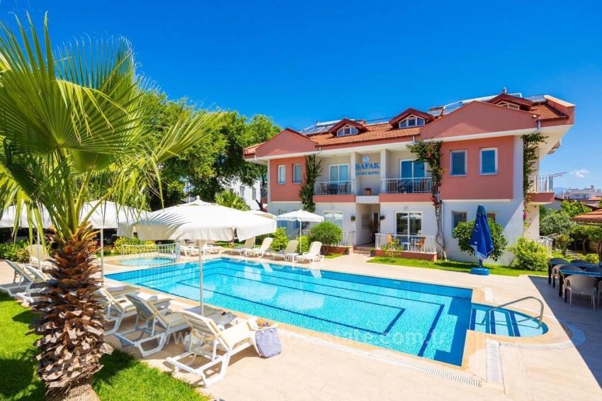 Dalyan'da 12 Odalı Satılık Apart Otel