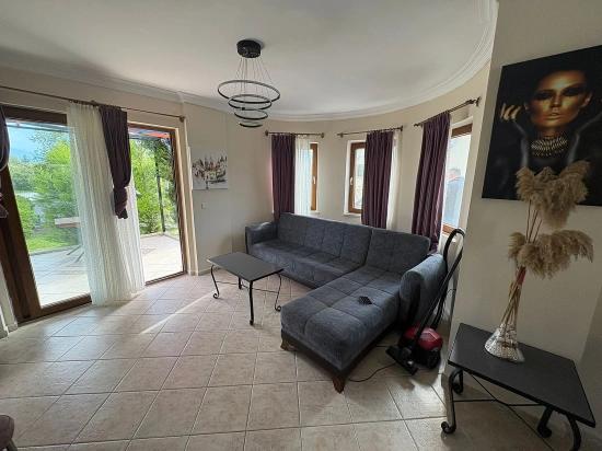 Dalyan Gülpınar'da 566M2 Arsa İçerisinde 3+1 Satılık Villa