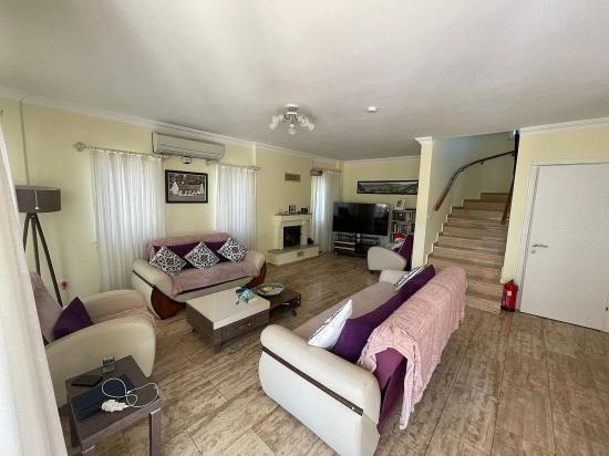 Dalyan Maraş'da Kral Mezarları Manzaralı Satılık Villa