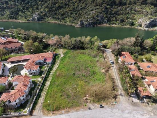 Dalyan Gülpınar'da Kanala Sıfır 2600m2 %20 Turizm İmarlı Satılık Arsa