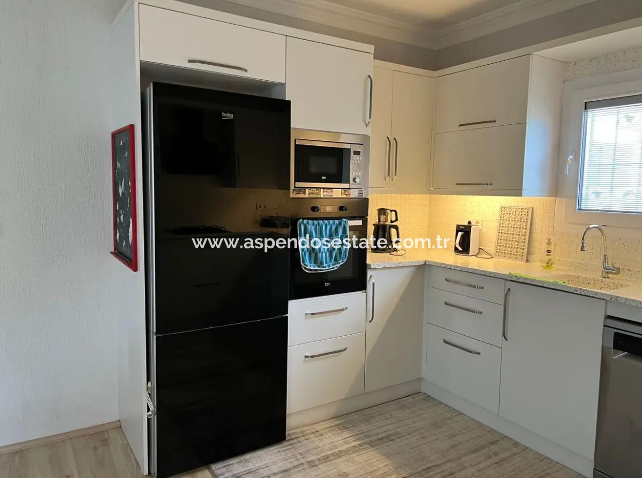 Dalyan'da Köşebaşı 600M2 Arsa İçerisinde 3+1 Satılık Villa