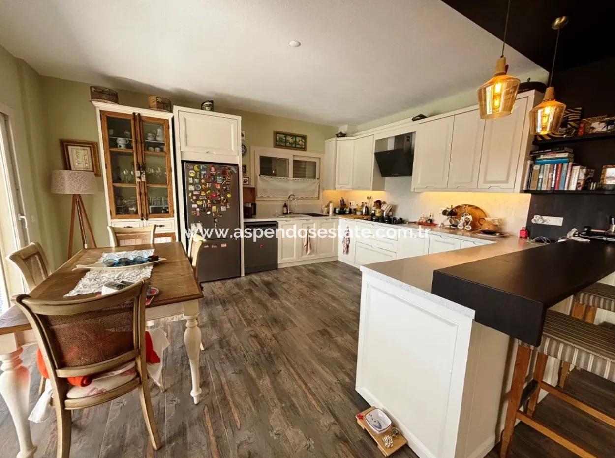 Dalyan Maraşda 5000M2 Arsa İçinde 3+1 Satılık Villa