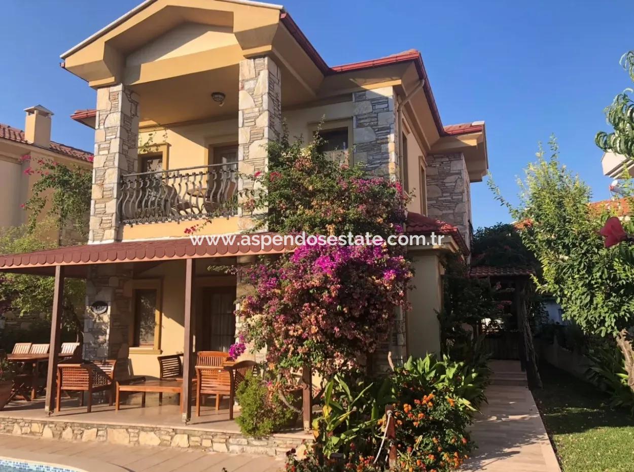 Dalyan Satılık Villa Dalyan Merkezde Lüks 3+1 Satılık Villa
