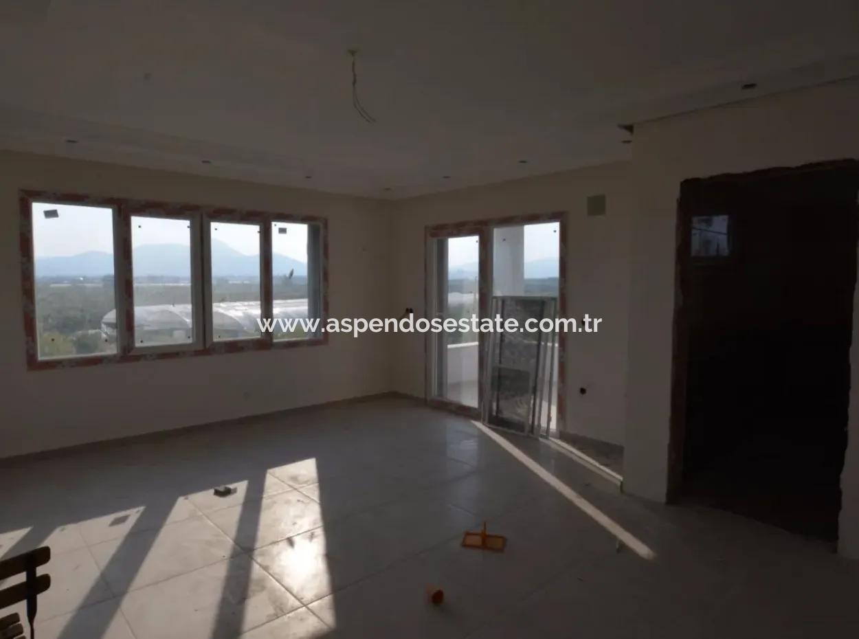 Dalyan Eskiköy'de Göl Manzaralı Satılık Villa