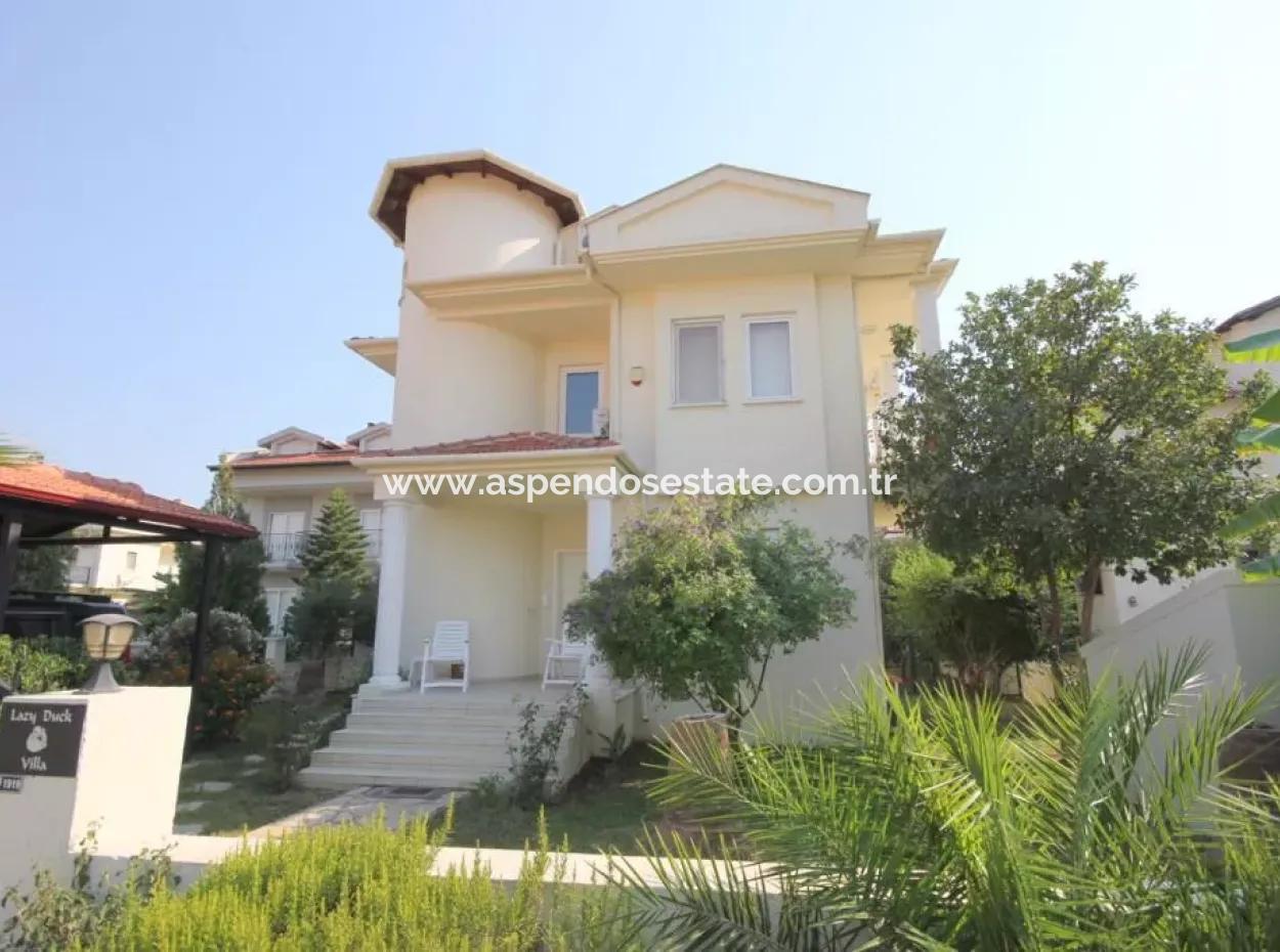 Dalyan Satılık Villa Gülpınar 540M2 Arsa İçerisnide Satılık 5+1 Villa