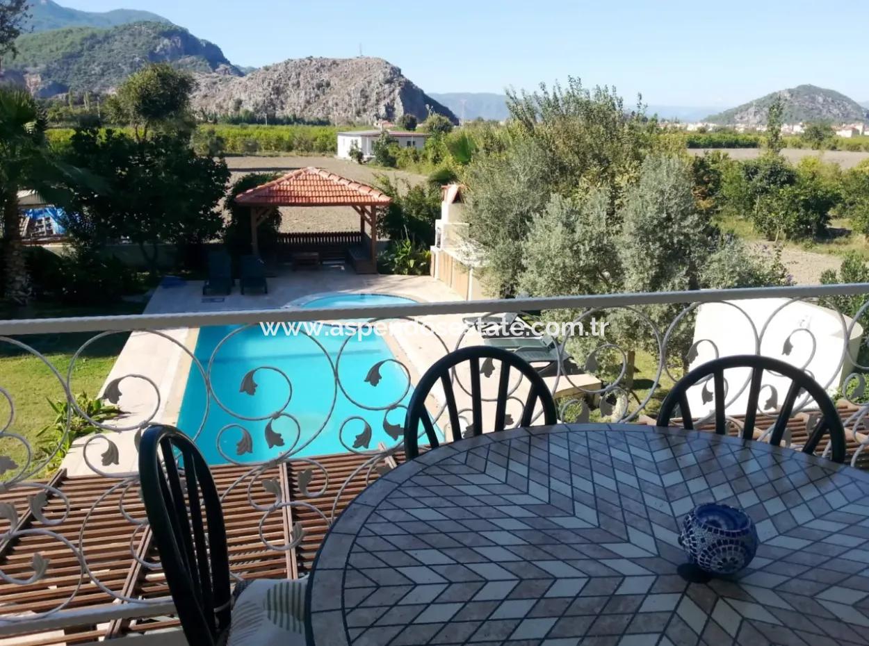 Dalyan Arıkbaşın'da Satılık Villa