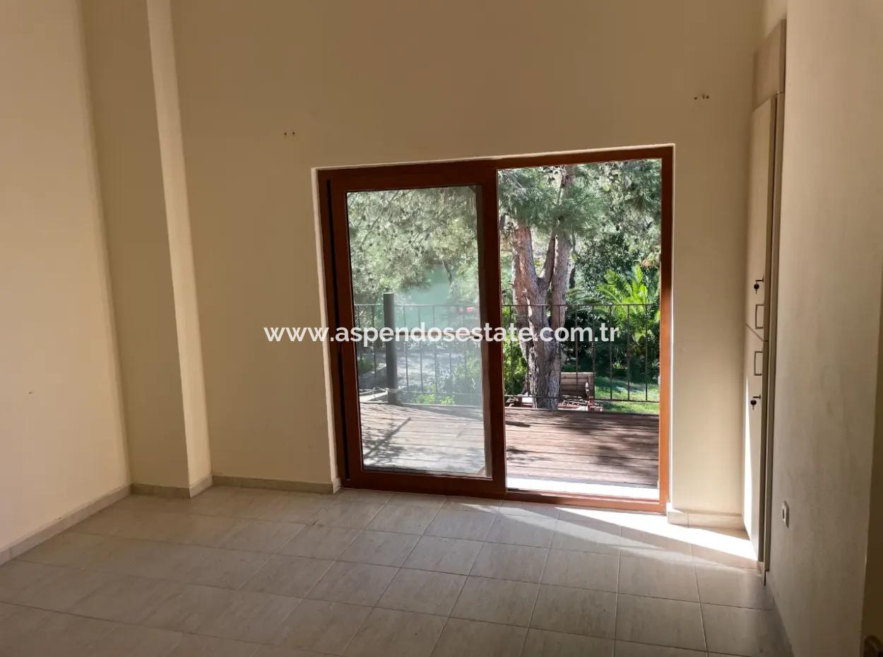 Dalyan Gülpınar'da 75M2 Kanala Sıfır Satılık Dubleks Apart