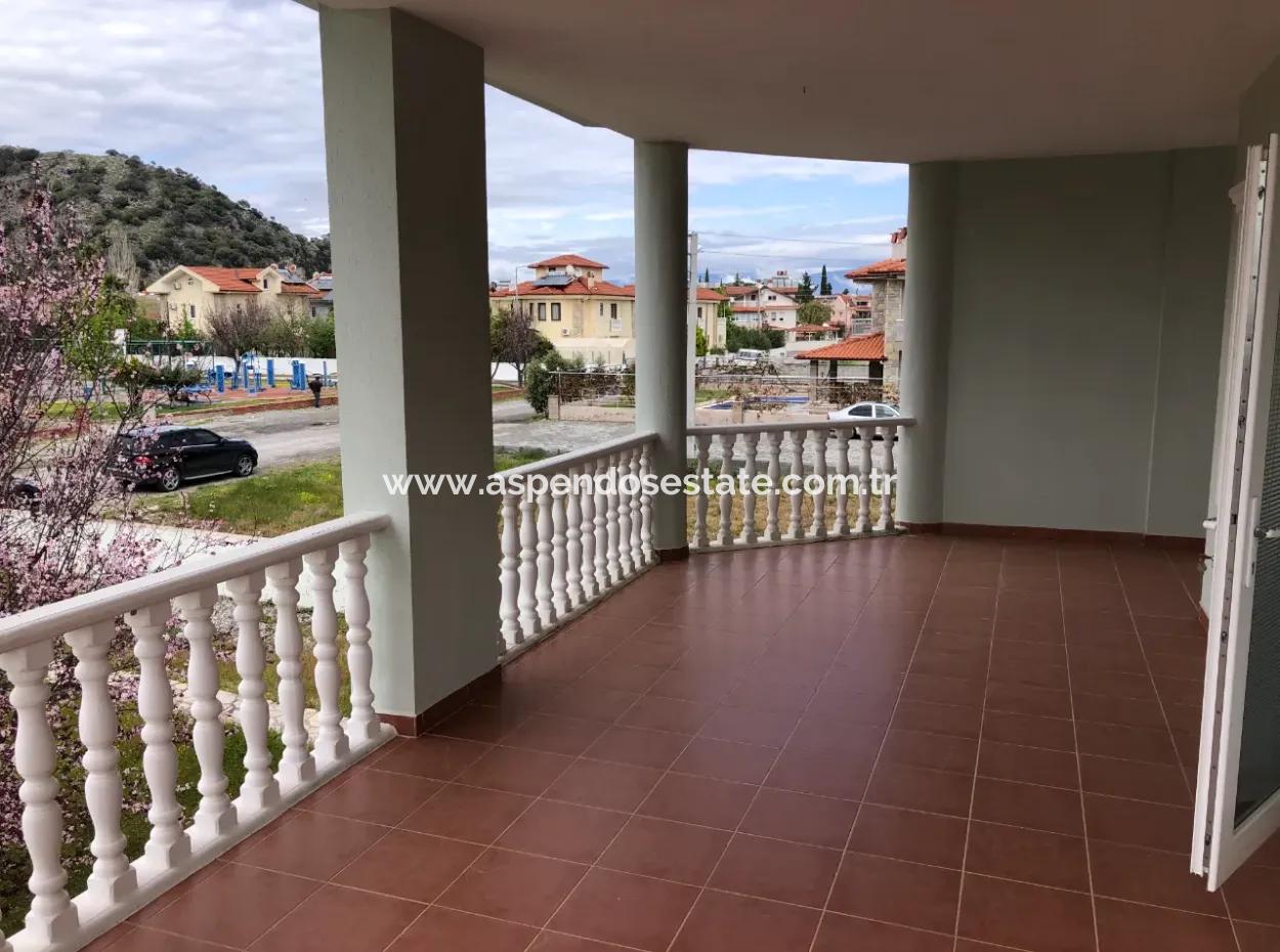 Dalyan Maraş'ta 1532M2 Satılık Villa