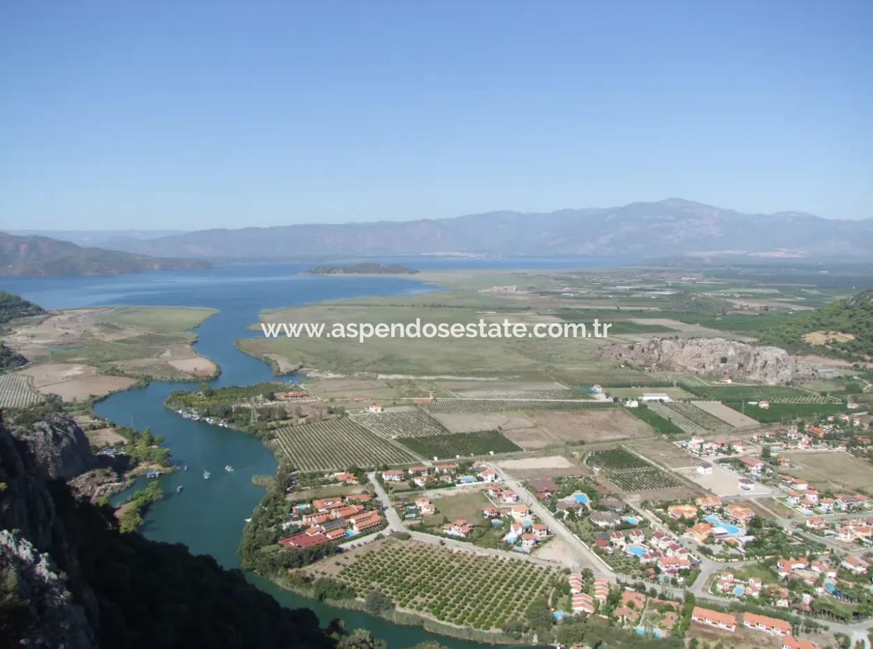 Dalyan Kanala Sıfır Satılık 5472M2 Arsa