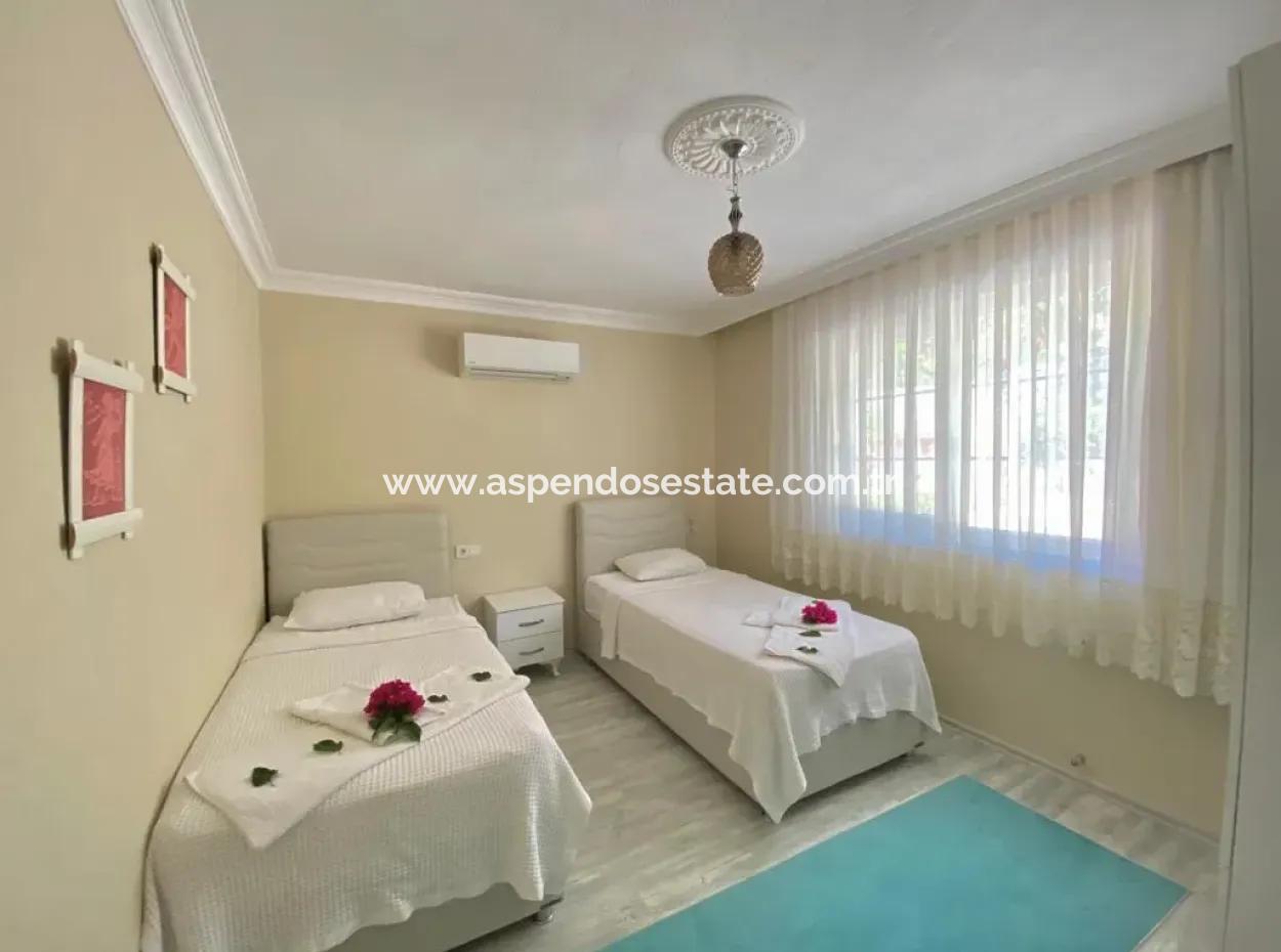 Çandır Deniz Manzaralı Satılık 4+2 Villa Ev