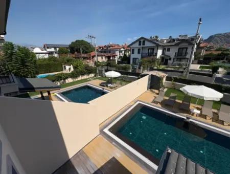 Dalyan'da Gülpınar'da Satılık 4+1 Villa